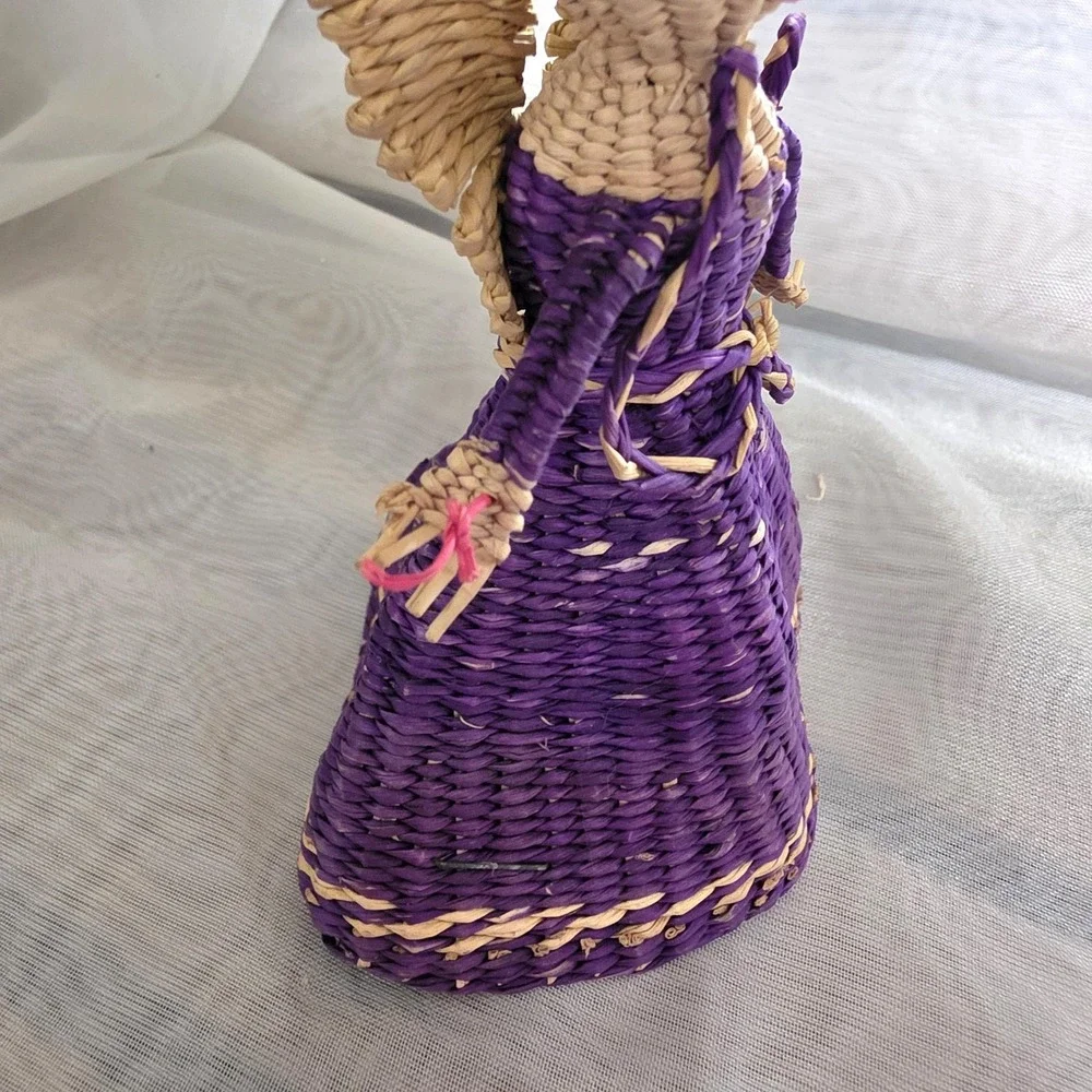 Handmade woven straw
